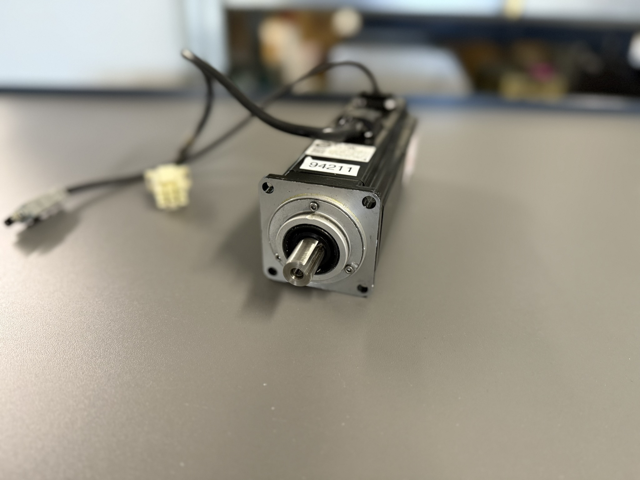 Yaskawa SGMAH-04A1A6CD-OY AC Servo Motor
