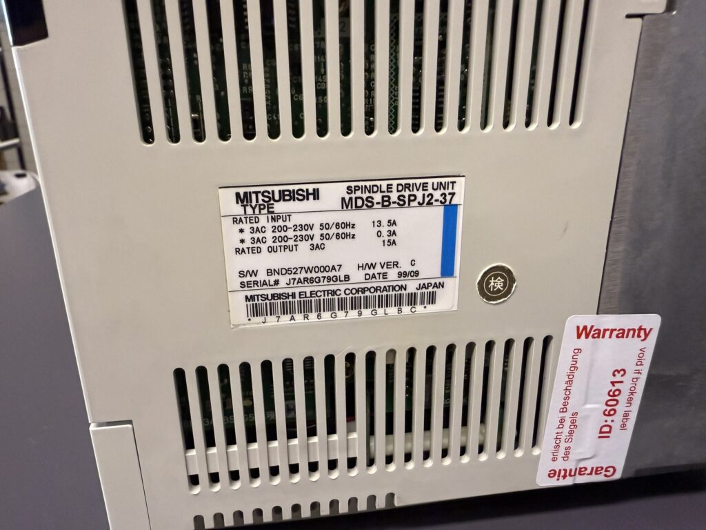 Mitsubishi MDS-B-SPJ2-37 Spindle Drive Unit Typenschild
