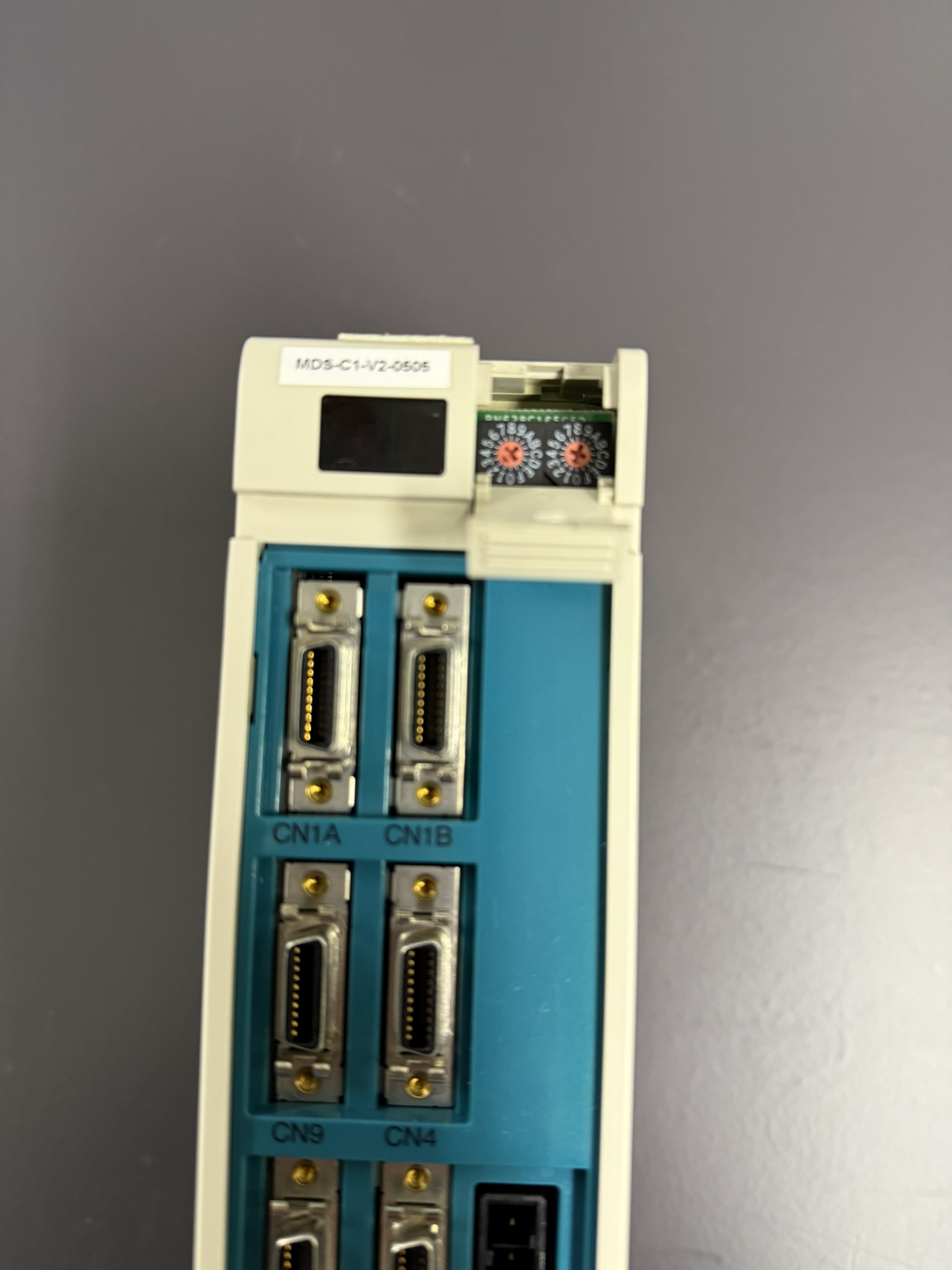 Mitsubishi MDS-C1-V2-0505 Servo Drive Unit Adresseinstellungen