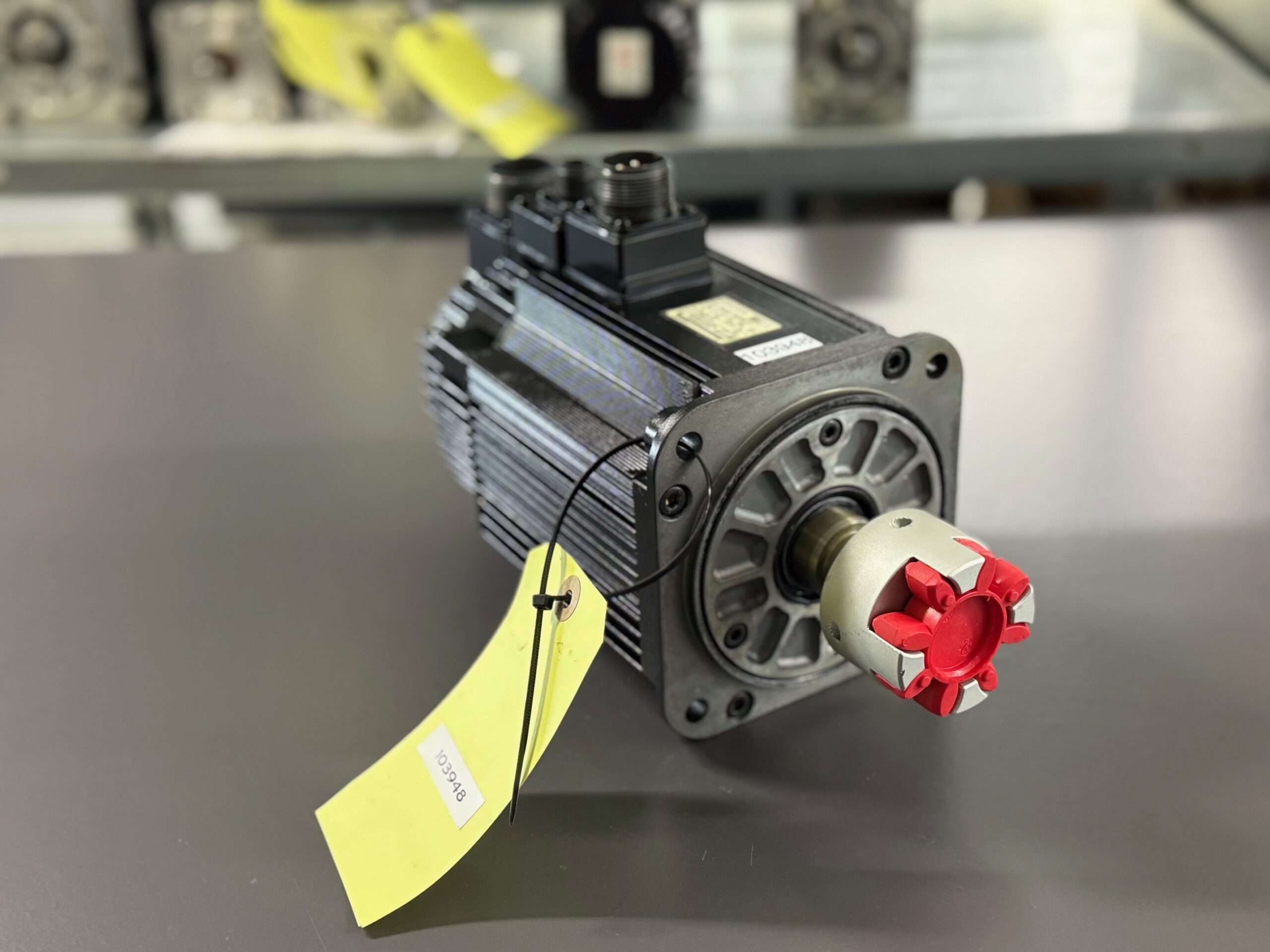 SGMGH-13DCA6H-OY Yaskawa Servo Motor Hauptansicht 1