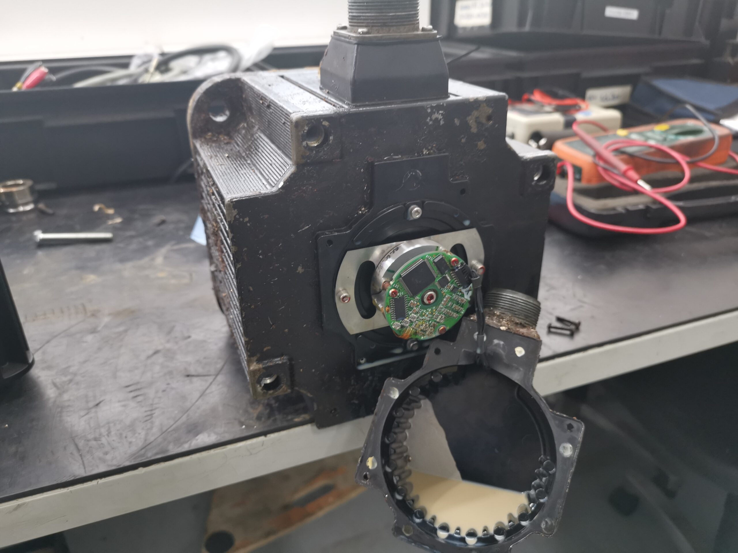 SGMGH-30ACA61 voll mit Emulsion Encoder Raum