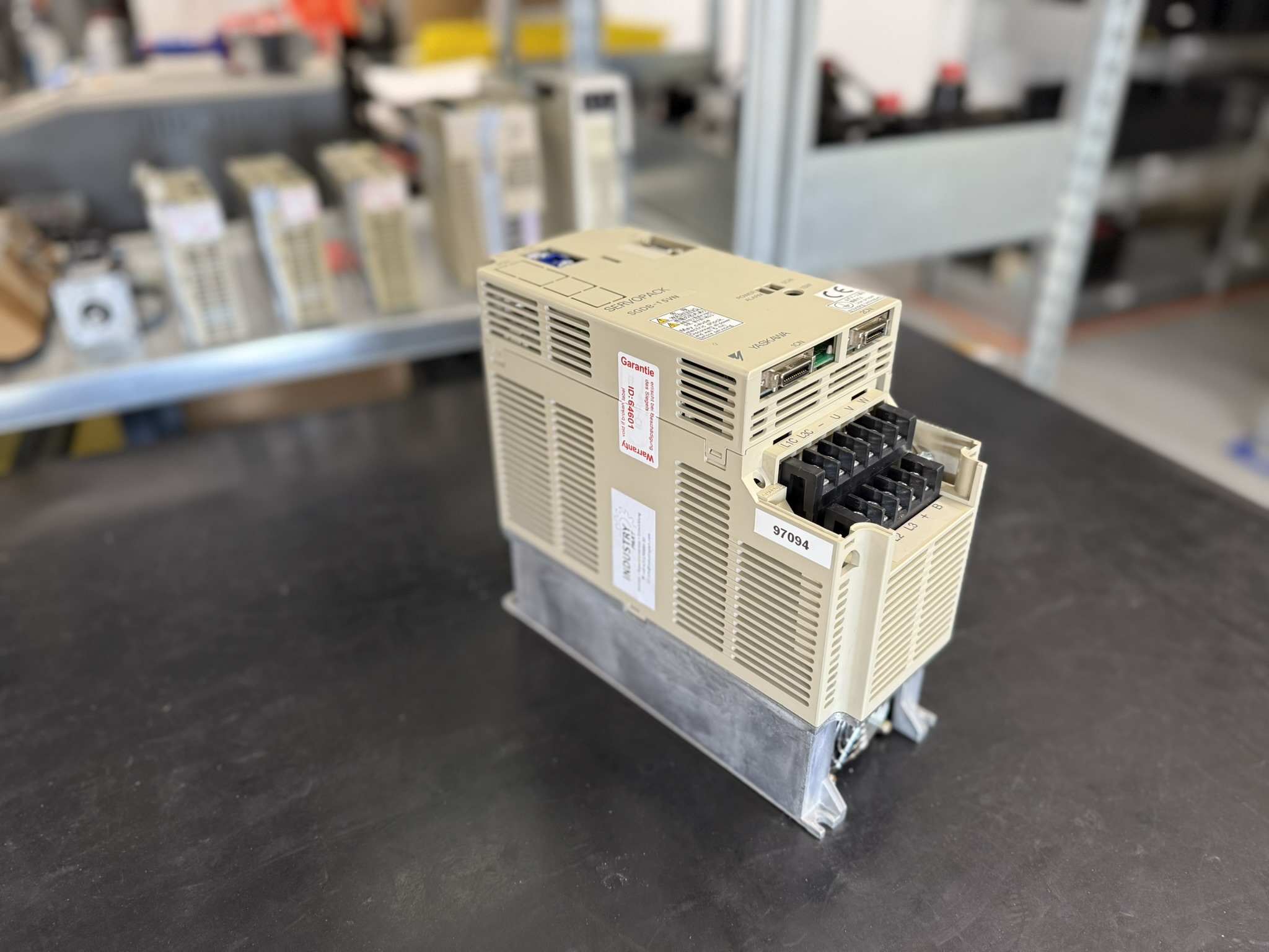 Yaskawa AC Servopack SGDB-15VN Hauptansicht