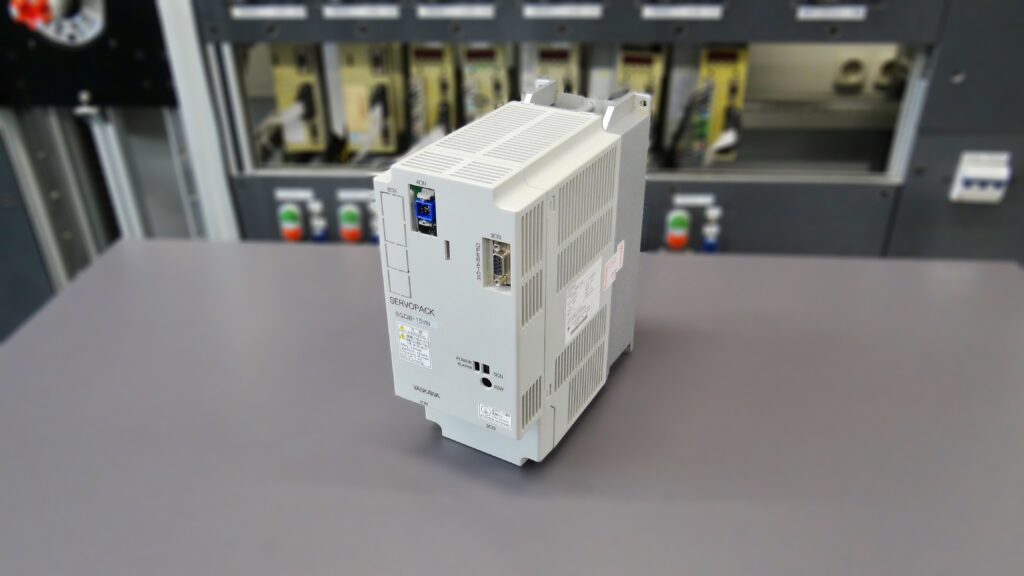 Yaskawa AC Servopack SGDB-15VN Original Foto