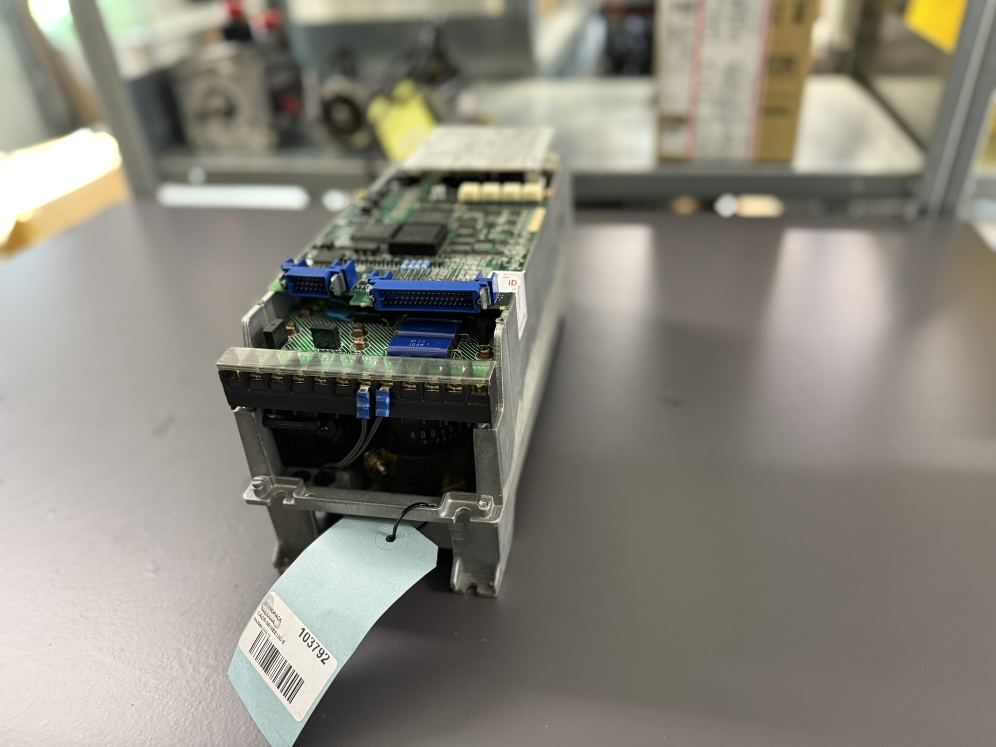  Yaskawa Servopack CACR-SR10BE12G-E front view