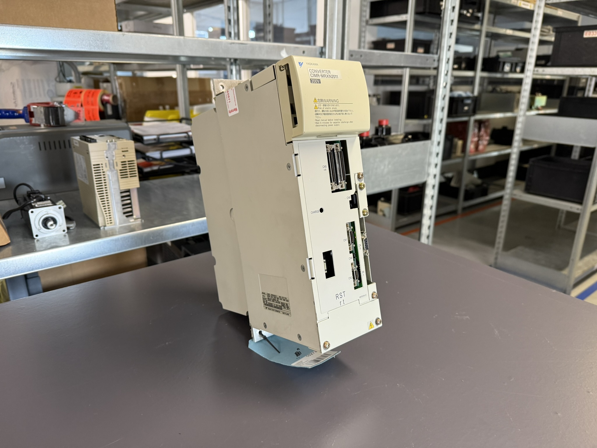 cimr-mrxn2011 Yaskawa Converter Seite