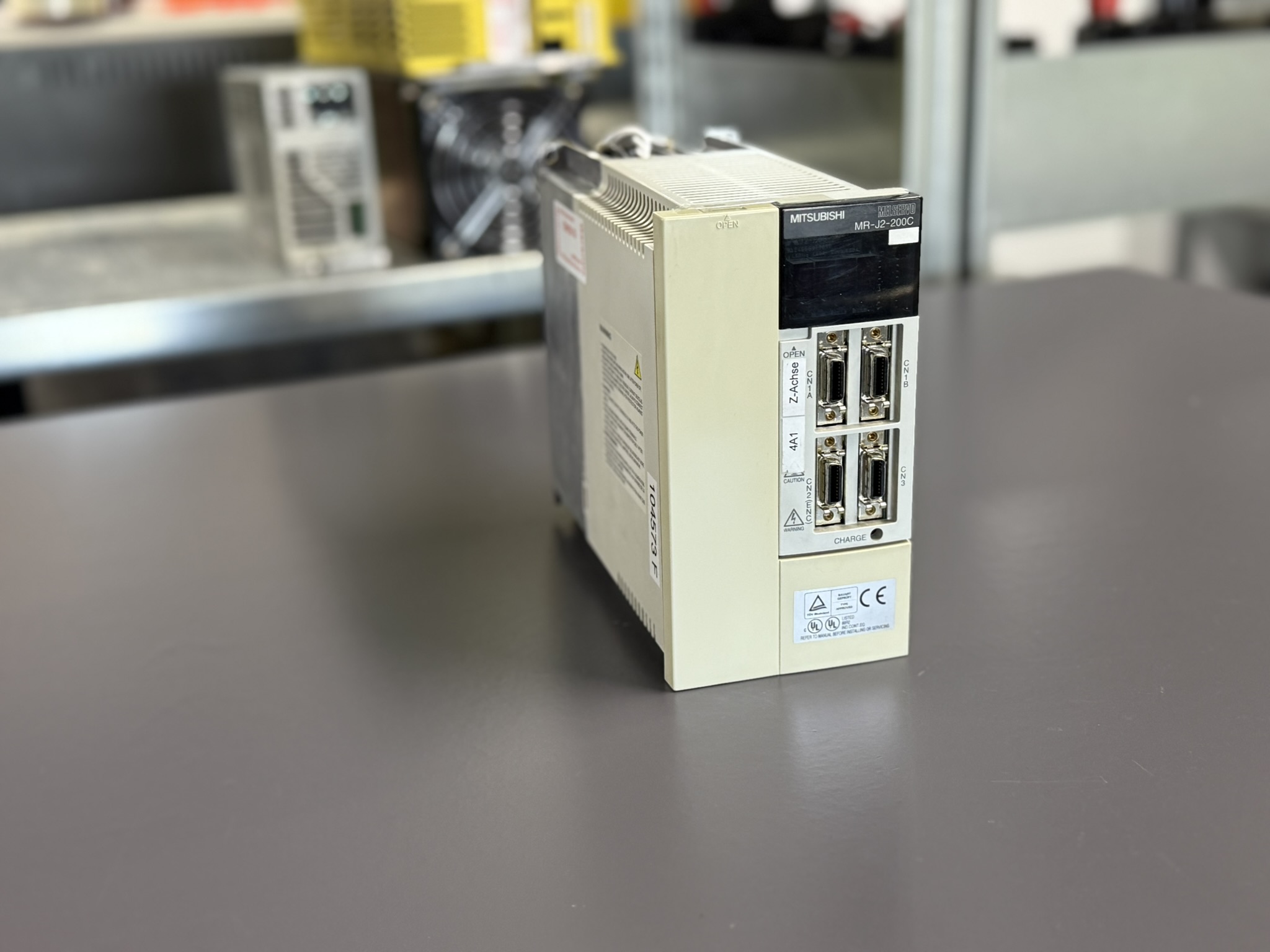 MR-J2-200C-S100 Mitsubishi AC Servo Drive Hauptbild 1