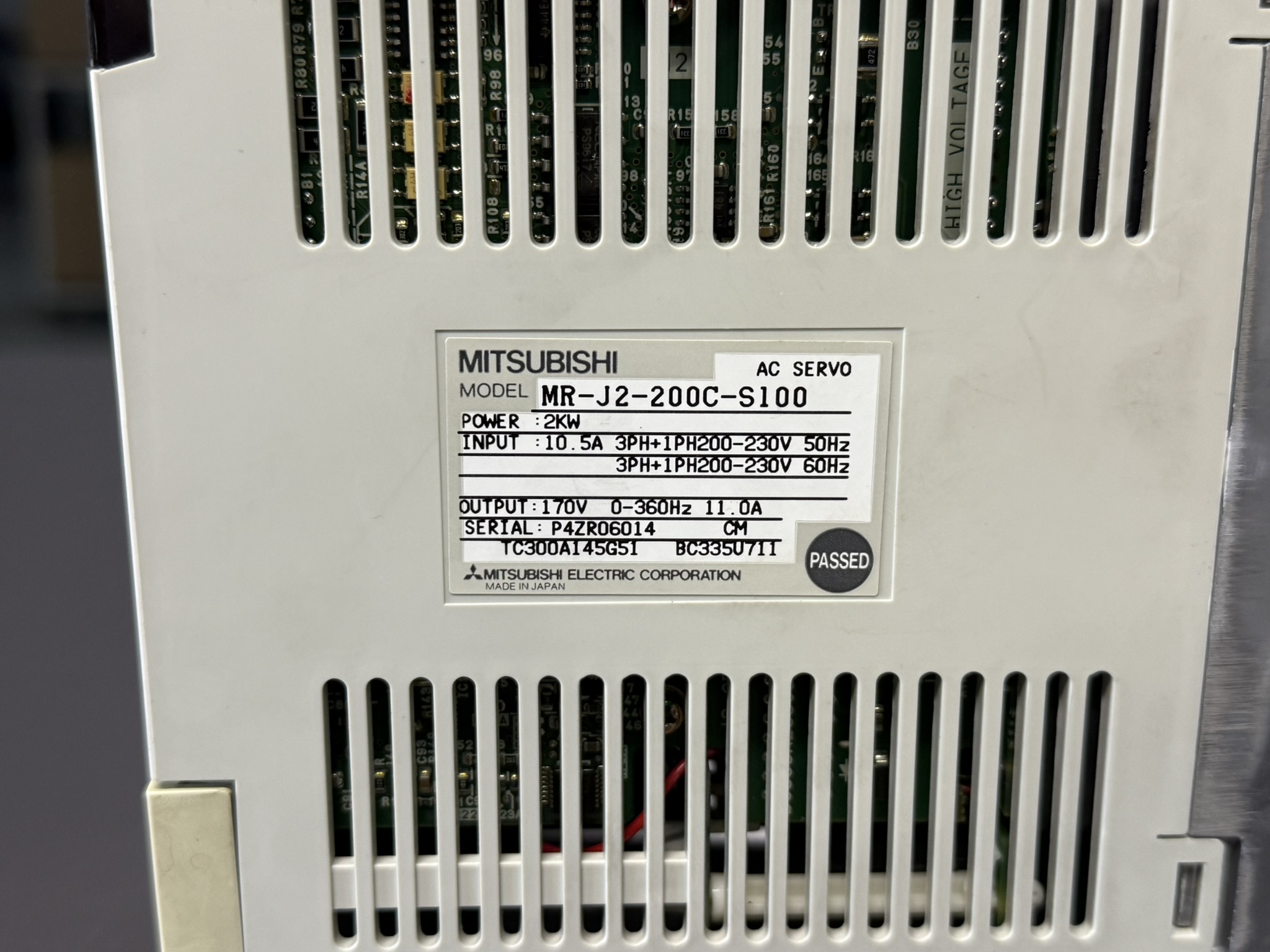 MR-J2-200C-S100 Mitsubishi AC Servo Drive Schild