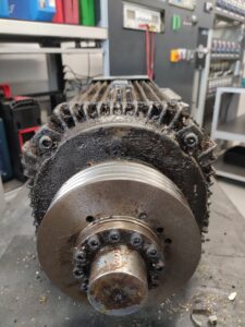 Mitsubishi AC Spindle Motor SJ-4-18.5-BW4  vor Reparatur 2