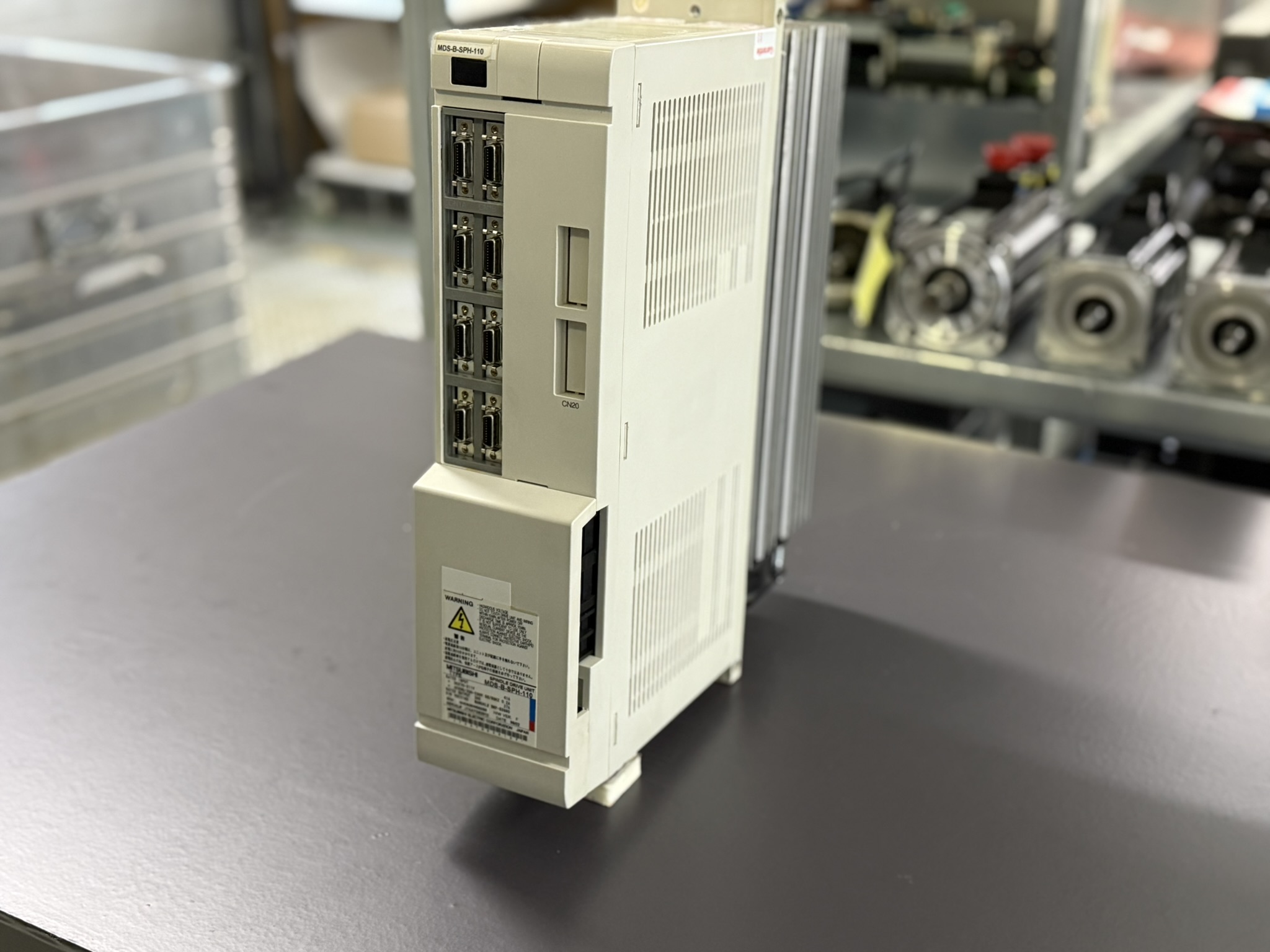 Mitsubishi MDS-B-SPH-110 Spindle Drive Unit Ansicht 1