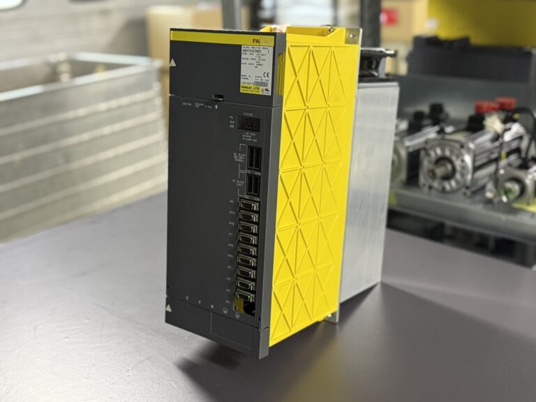 Fanuc Spindle Amplifier Module A06B-6102-H215#H520 Hauptansicht