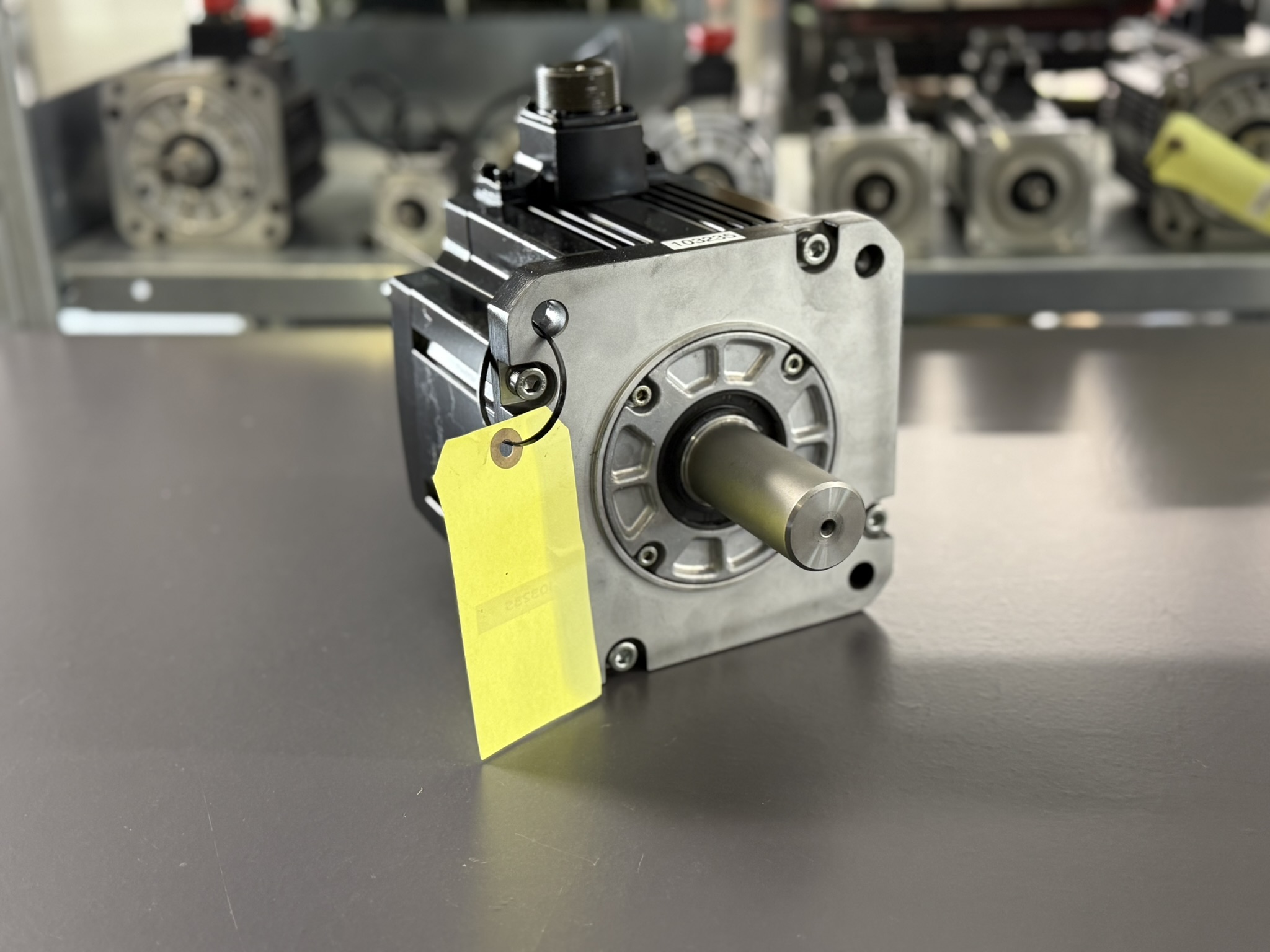 Mitsubishi AC Servo Motor HF303S-A48 Hauptansicht