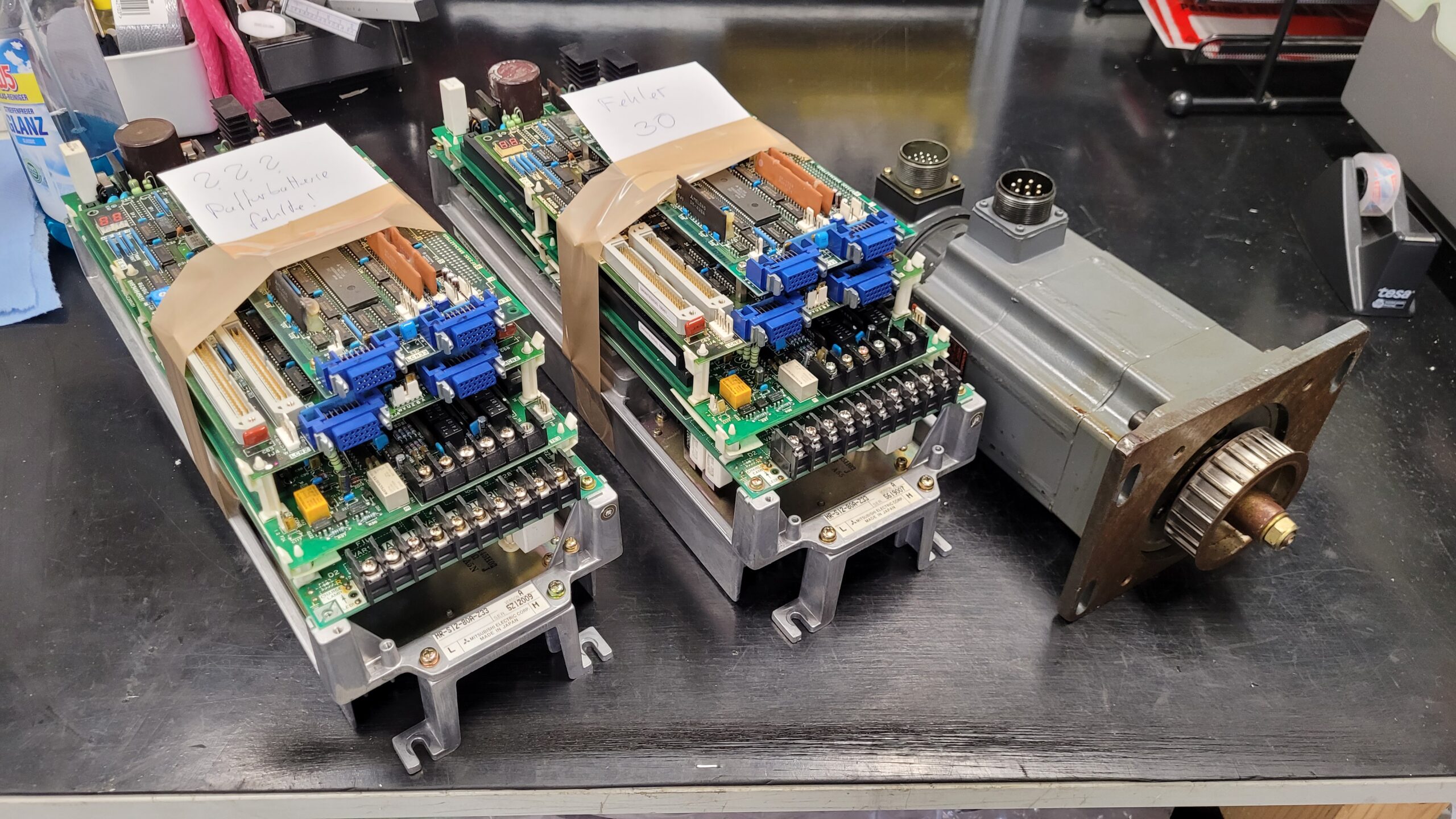 Mitsubishi HA Motor und Drives vor Reparatur