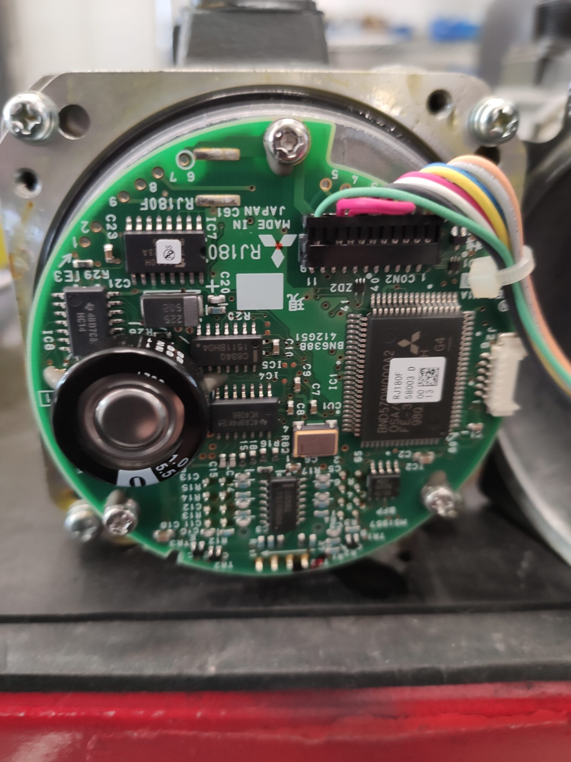 Mitsubishi HA33NCB-TSD5 AC servo Motor Encoder vor Reparatur