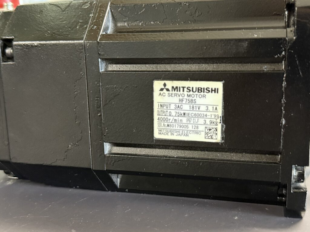 Mitsubishi HF75BS AC Servo Motor Typenschild