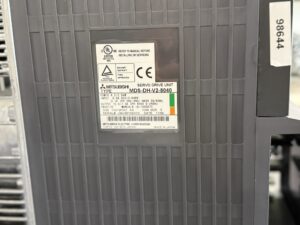 Mitsubishi Servo Drive Unit MDS-DH-V2-8040  Typenbezeichnung