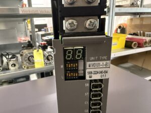 Okuma Servo Drive Unit MIV0101-1-B1 1006-2224 Typenschild
