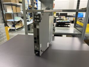 Okuma Servo Drive Unit MIV0101-1-B1 1006-2224 ansicht 2