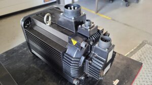 SGMGH-55A2A-OY15 Yaskawa Servo Motor vor der Reparatur 1