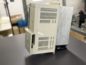 Mitsubishi MDS-B-SP-260 Spindle Drive Unit  Seitenansicht