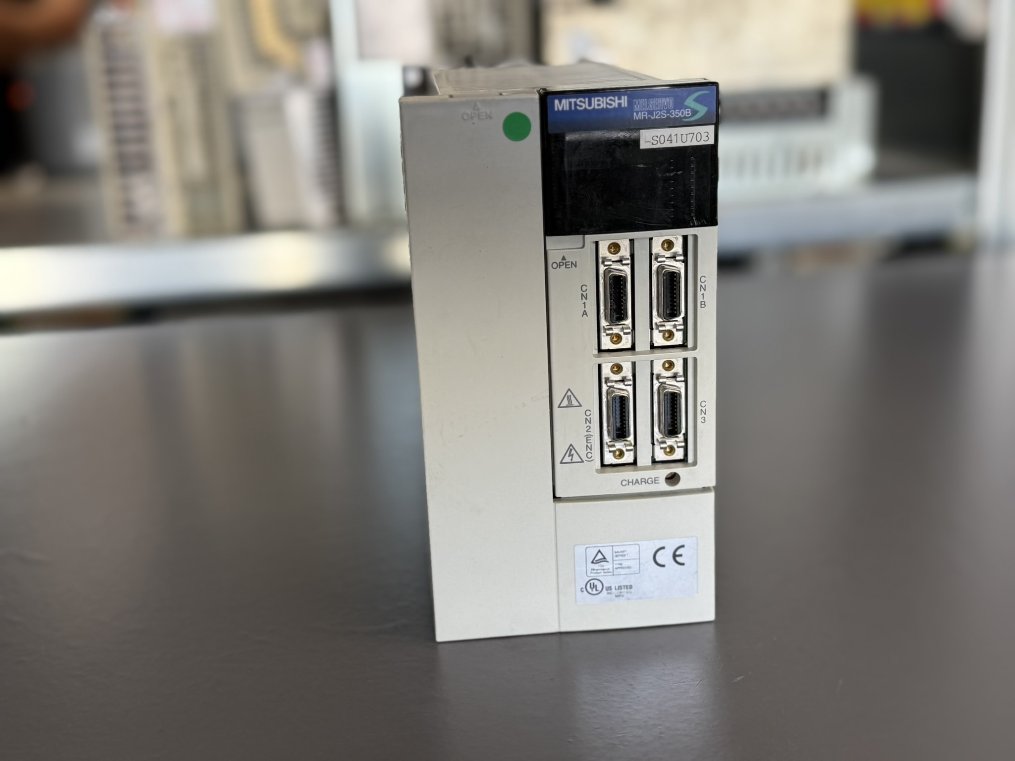 Mitsubishi MR-J2S-350b-S041U703 AC Servo Drive front