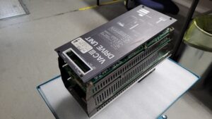 Okuma D6 VACIII Drive Unit  defekt vor Reparatur