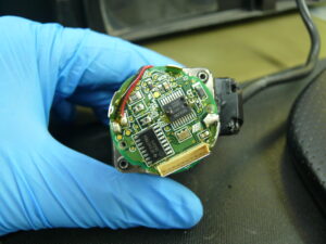 Omron R7M-A20030-BS1 Servo Motor Encoder