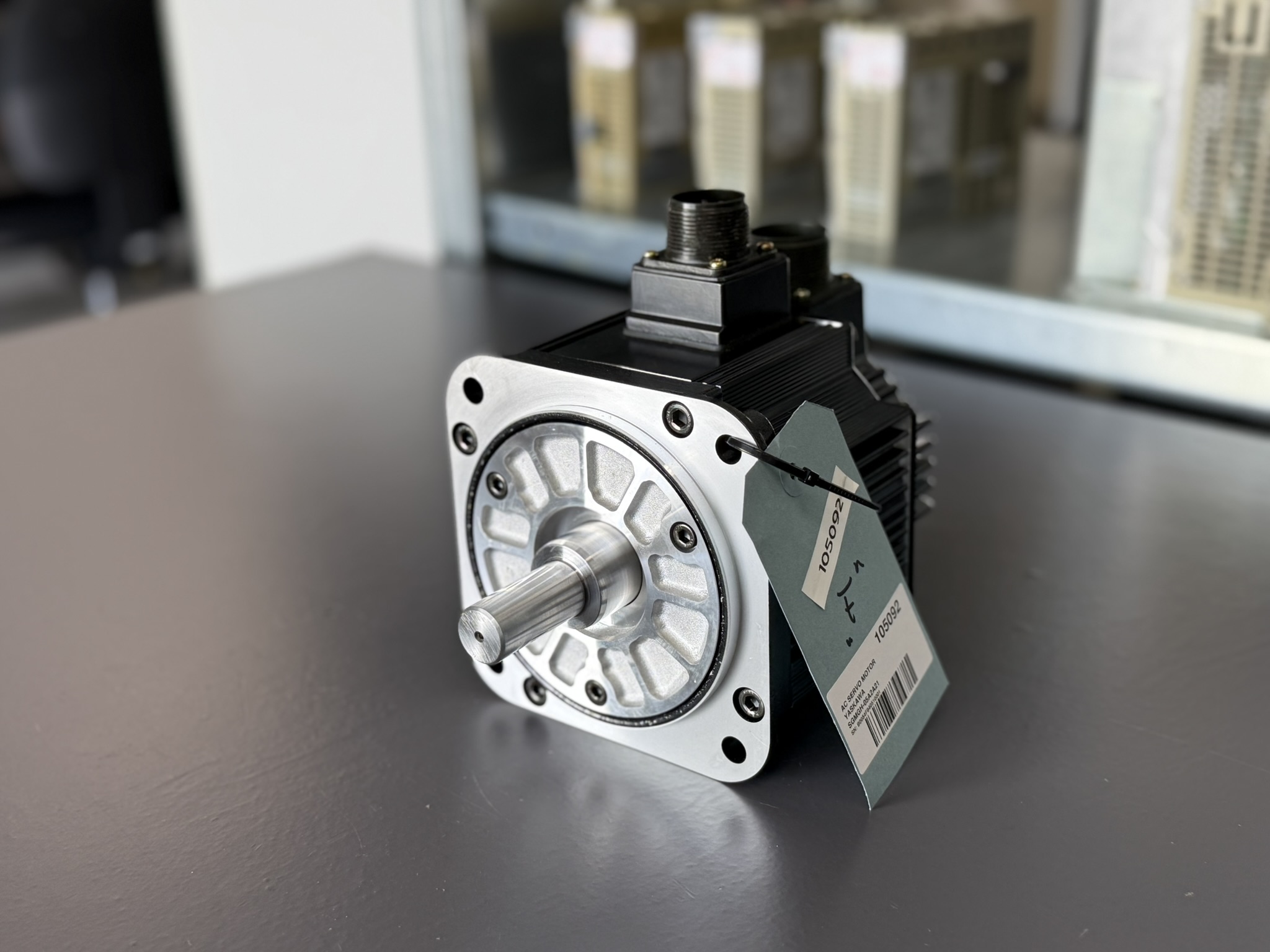Yaskawa SGMGH-05A2A21 AC Servo Motor Ansicht 2