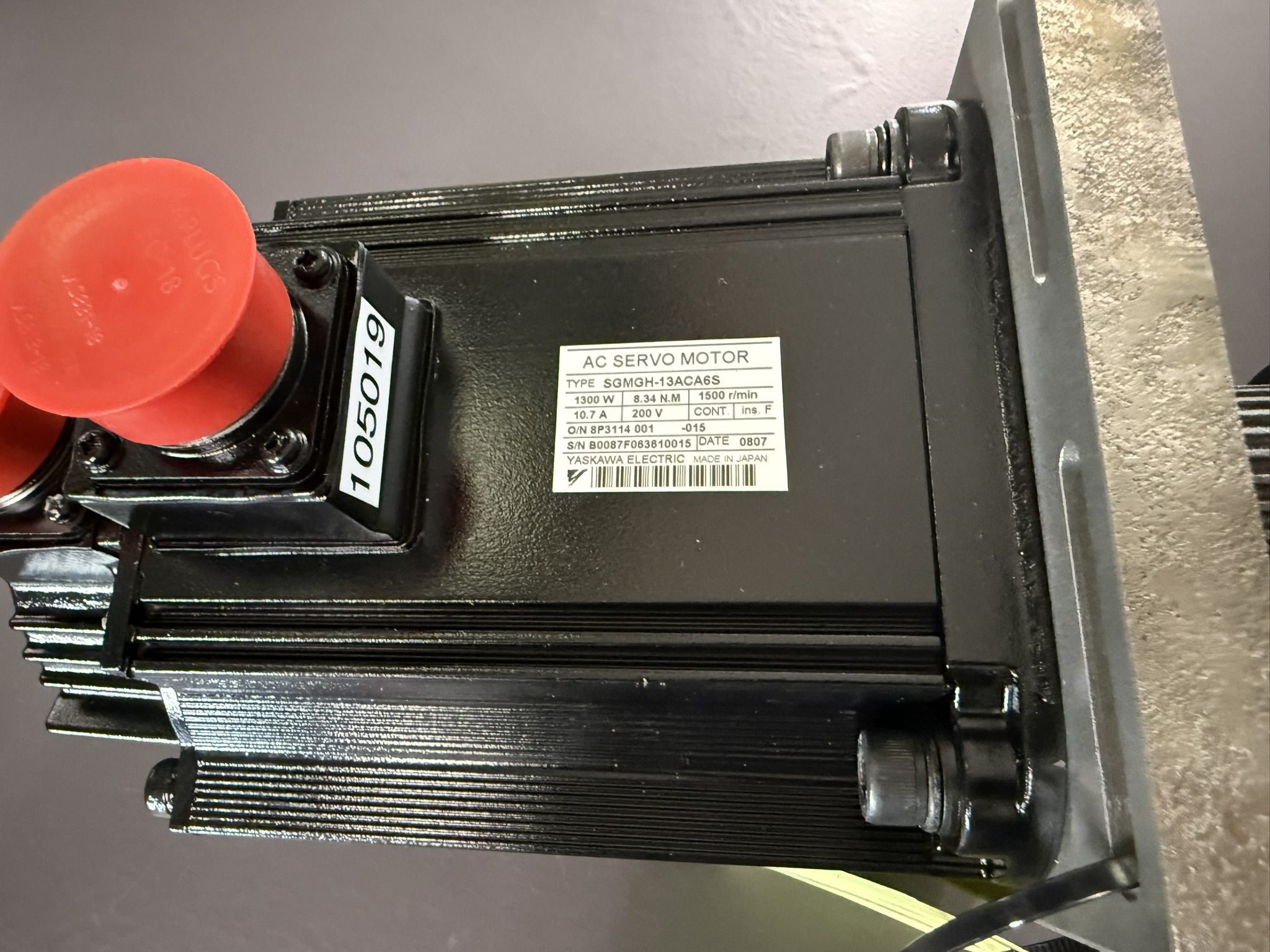 Yaskawa SGMGH-13ACA6S AC Servo Motor Typenschild