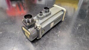 Mitsubishi HA33NCB-TSD5 AC Servo Motor vor der Reparatur