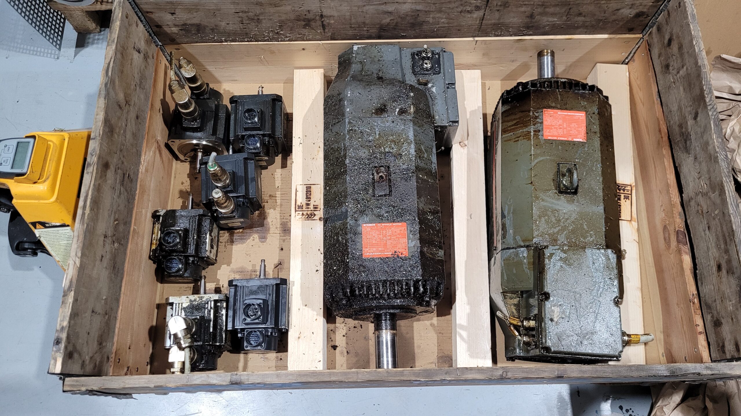 Mitsubishi HC103T-SZ or HC103T-A42 AC Servo Motor vor der Reparatur