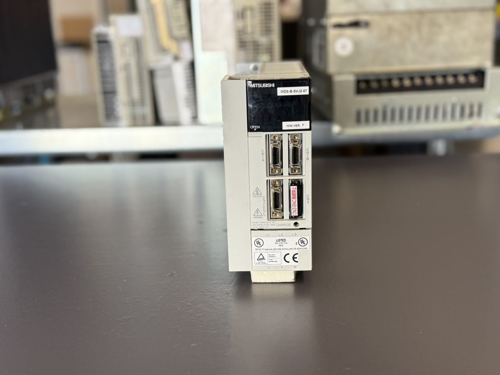Mitsubishi MDS-B-SVJ2-07 Servo Drive unit Ansicht front