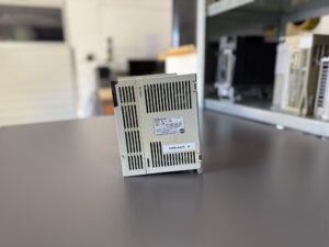 Mitsubishi MR-J2-20A AC Servo Drive Seite 2