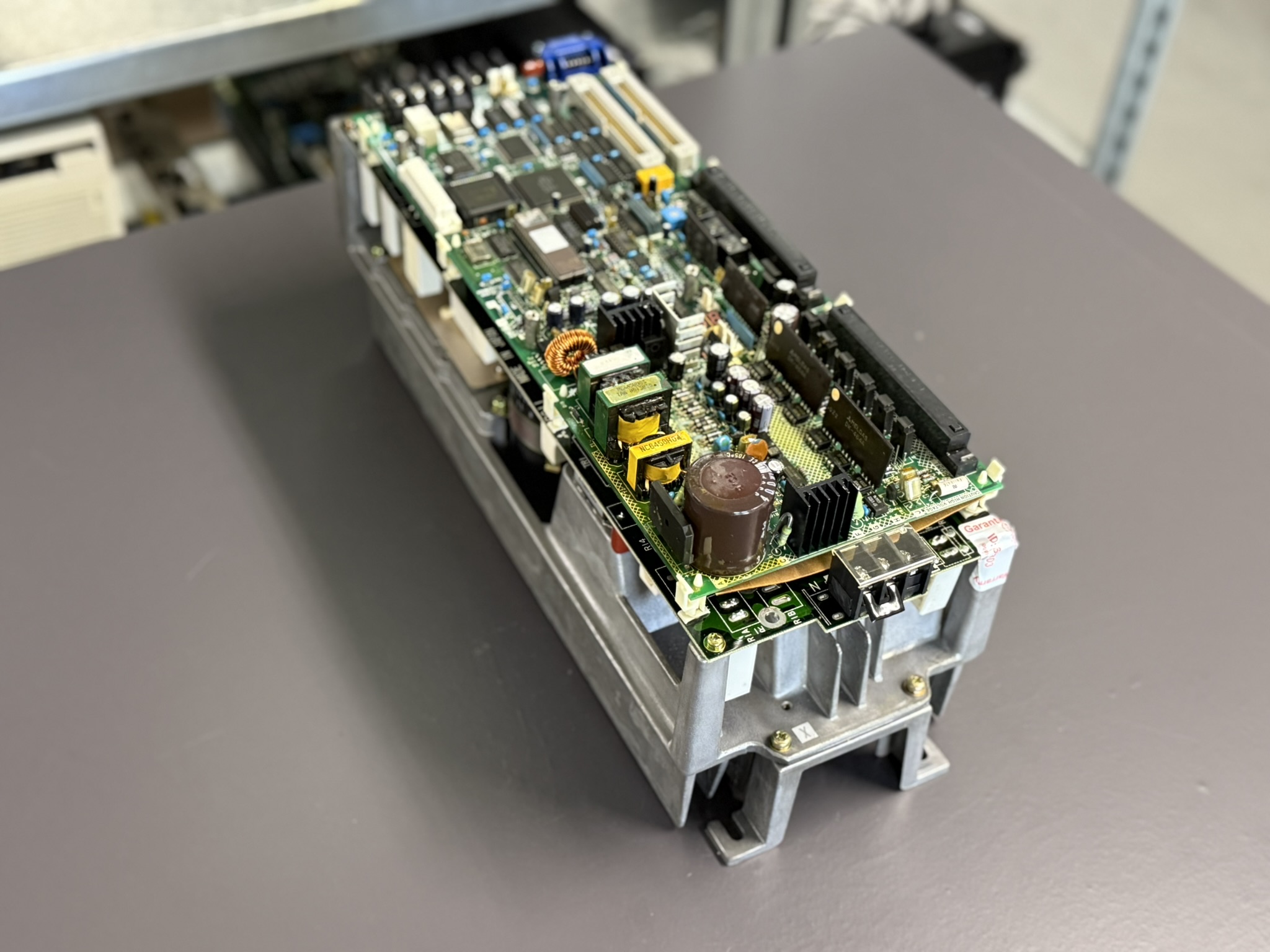 Mitsubishi MR-S11-80-E01 Servo Drive unit Hautansicht 2
