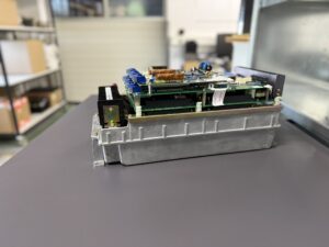 Mitsubishi MR-S3-80BB-Z33 Servo Drive Unit Seite 1