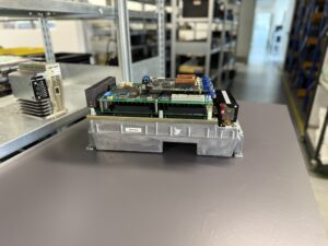 Mitsubishi MR-S3-80BB-Z33 Servo Drive Unit Seite 2