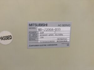 Mitsubishi Mr-J200A-D33 AC Servo Drive typenschild