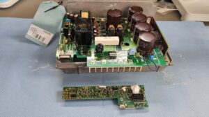 Mitsubishi Mr-J200A-D33 AC Servo Drive verbastelt