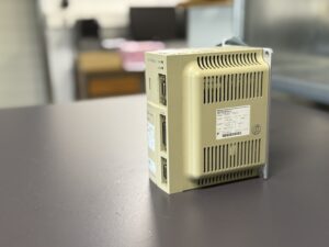 Yaskawa SGDA-08AS AC Servopack seite