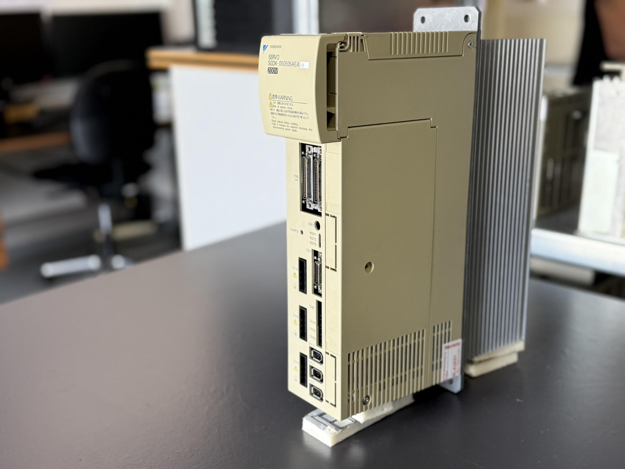 Yaskawa SGDK-050505AEA-V AC Servopack seite 1