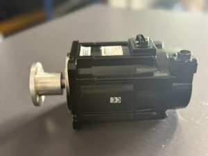 Yaskawa SGMGS-05A5W-SE11 AC Servo Motor Ansicht 1