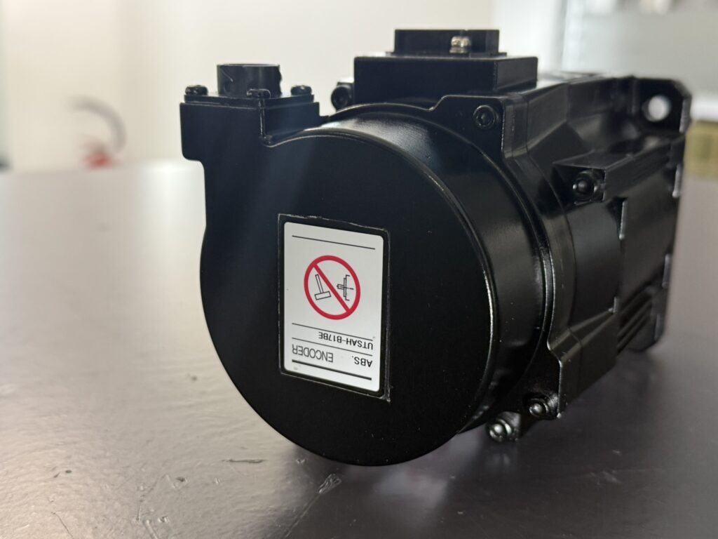 Yaskawa SGMGS-05A5W-SE11 AC Servo Motor Ansicht 2
