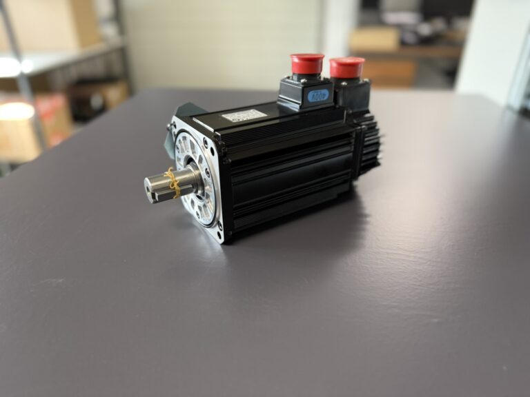 Yaskawa SGMSH-20DCA6F-OY AC Servo Motor Hauptansicht
