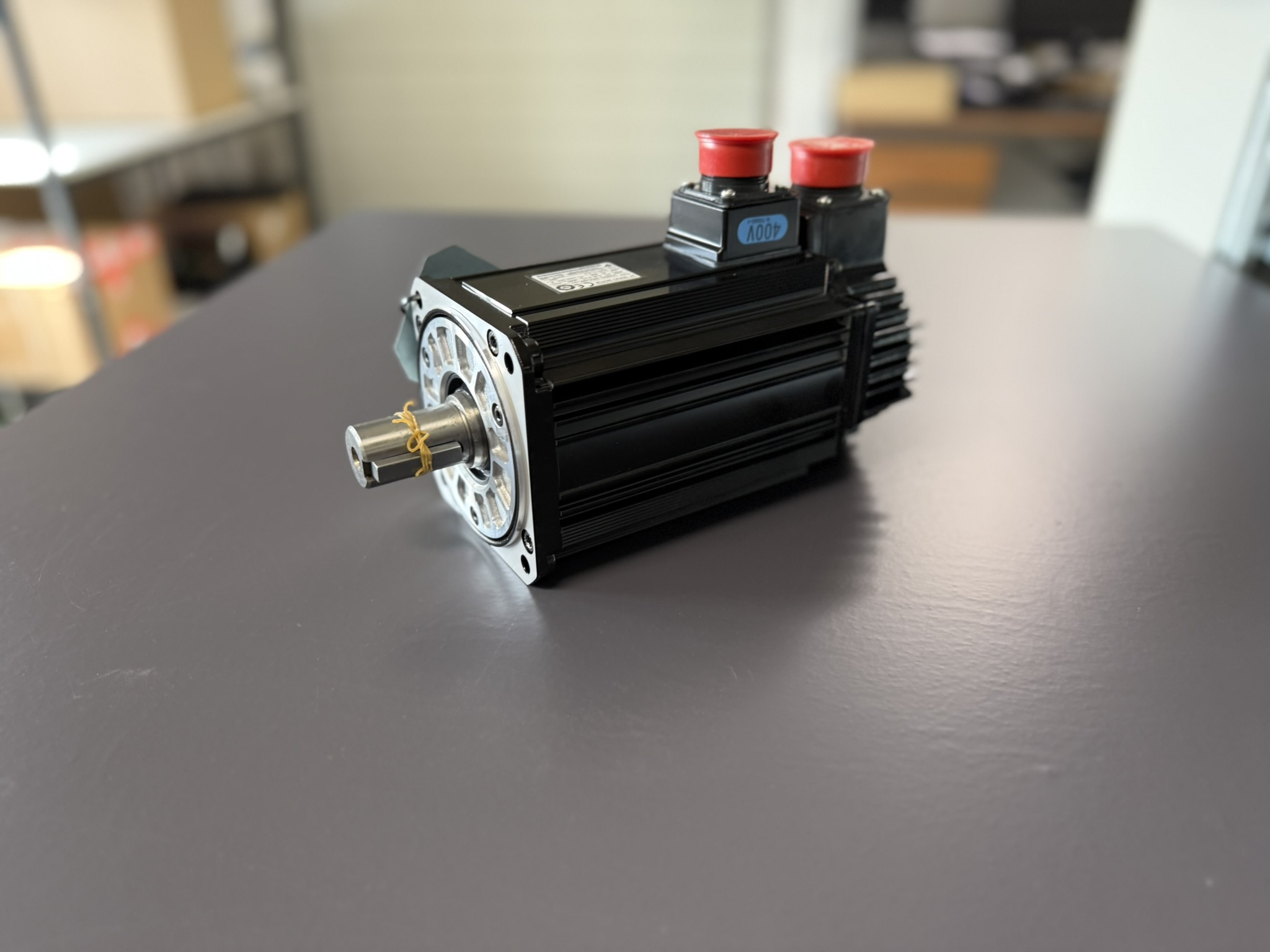 Yaskawa SGMSH-20DCA6F-OY AC Servo Motor Hauptansicht
