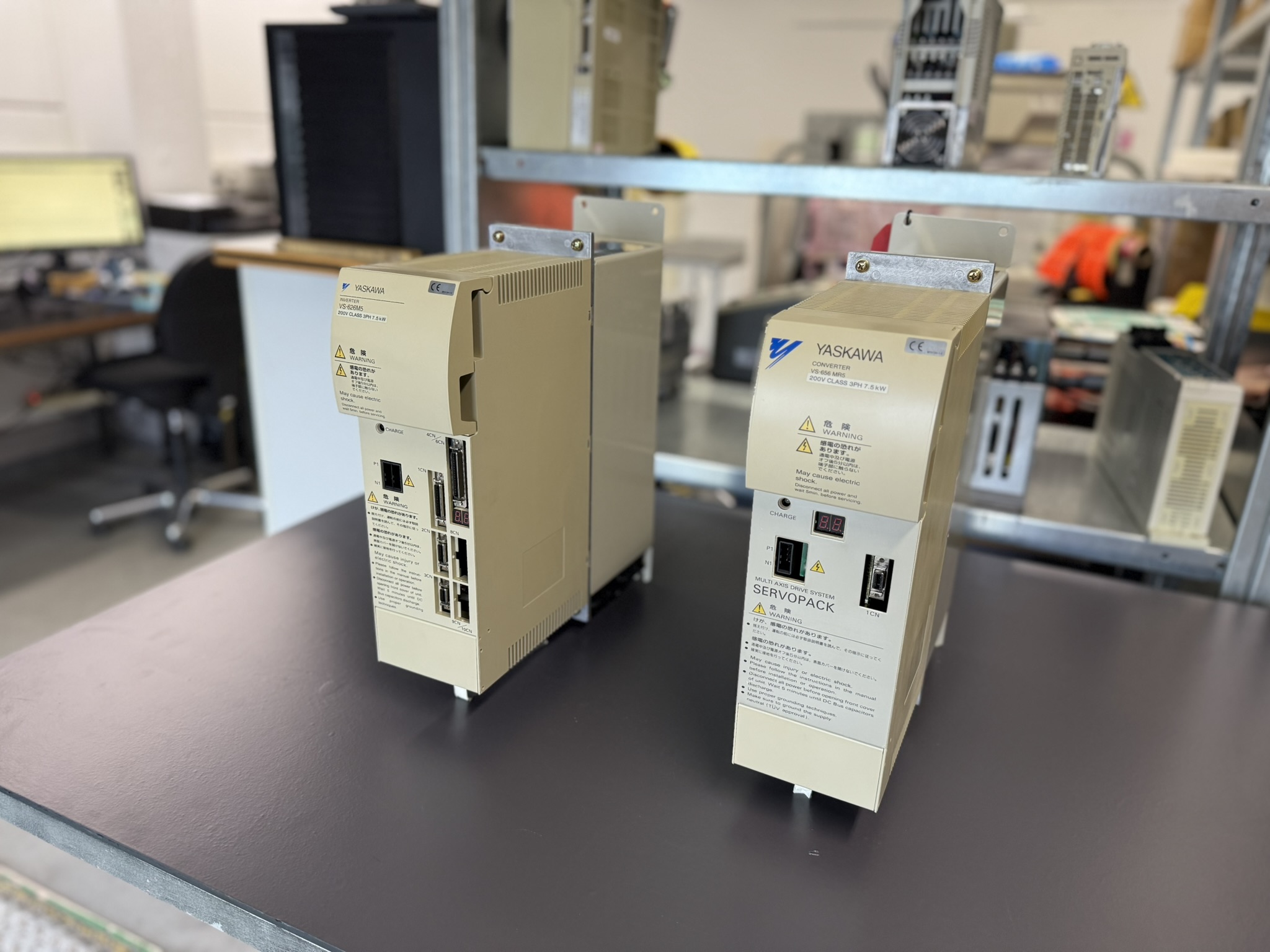 Yaskawa CIMR-M5A27P50 und CIMR-MR5N27P5 Inventer Converter Seite 2