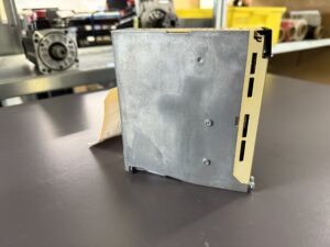 Yaskawa SGDS-02A12AY27 Servopack Ansicht seitlich