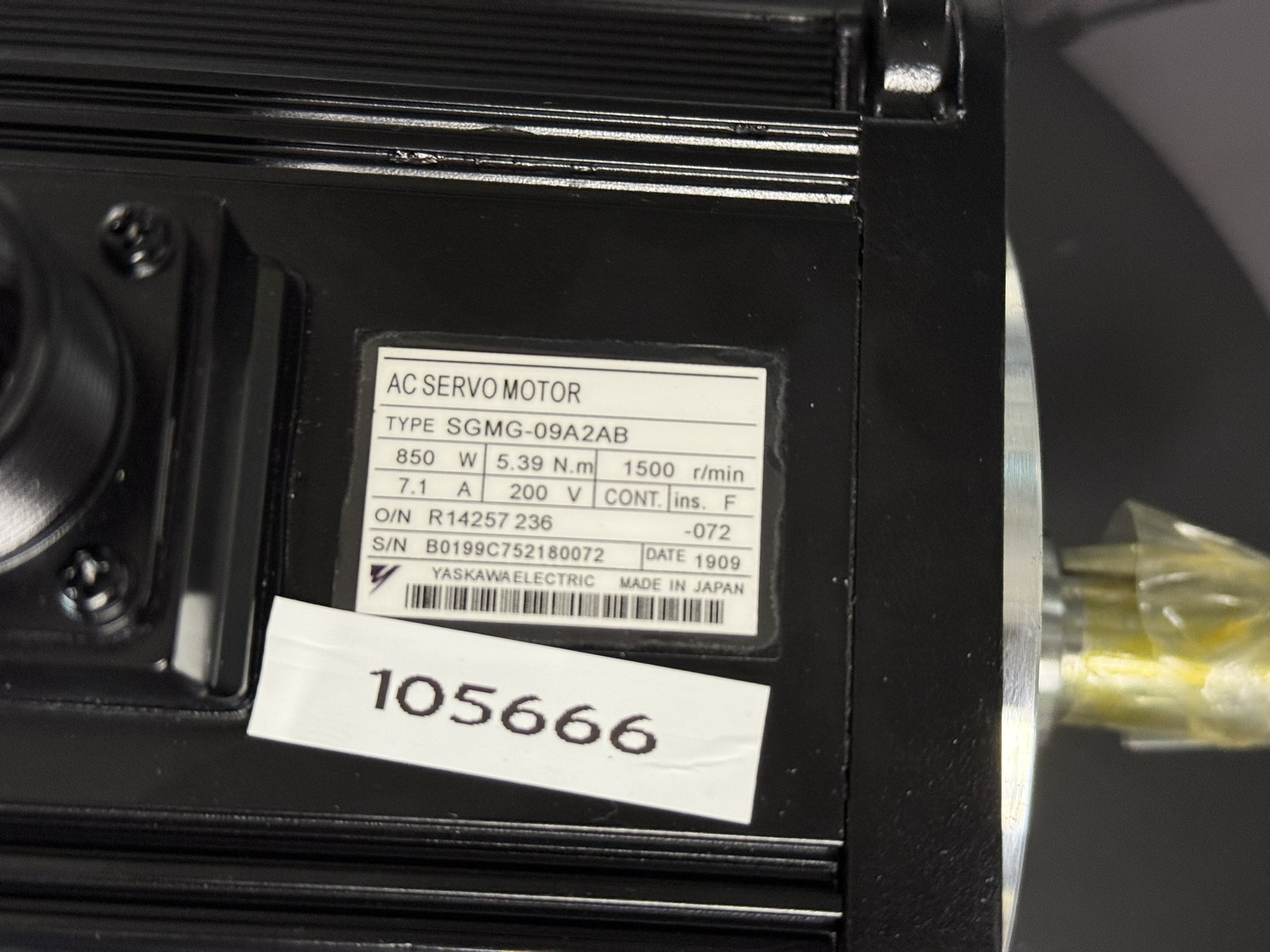 Yaskawa SGMG-09A2AB HAAS Type 93-0346 AC Servo Motor Typenschild