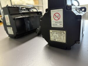 Yaskawa SGMGH-03A5A-SE16 AC Servo Motor Typenschild