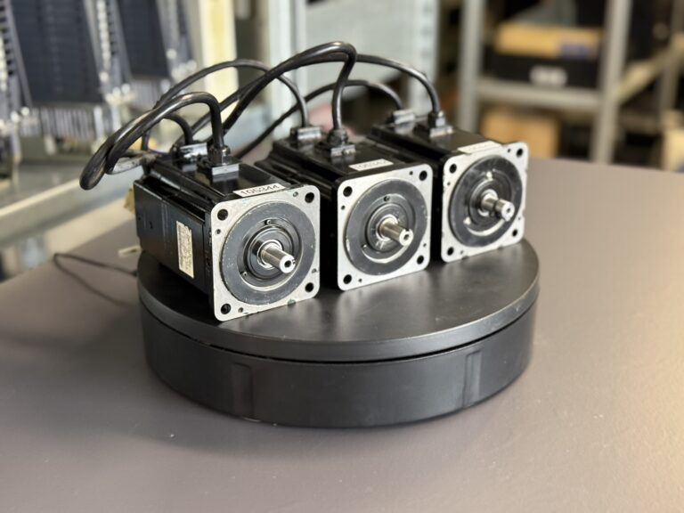 Yaskawa SGMPH-04A1A-YR52 AC Servo Motor Hauptbild