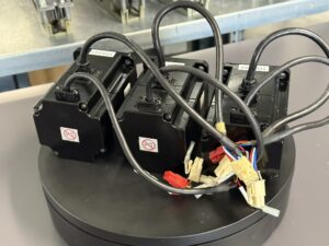 Yaskawa SGMPH-04A1A-YR52 AC Servo Motor hinten
