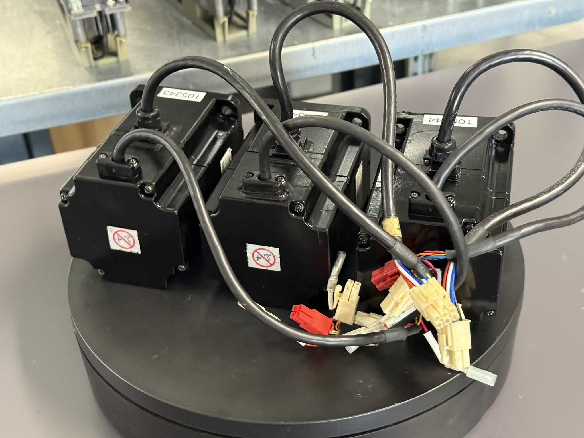 Yaskawa SGMPH-04A1A-YR52 AC Servo Motor hinten